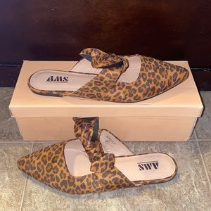 Women’s Cheetah Flats